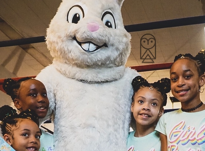 Photos Robert Easter Goes Face To Face With Easter Bunny Boxing News